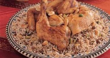 الدجاج بالصلصة الشركسية والأرز