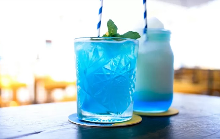 مشروب المحيط الأزرق